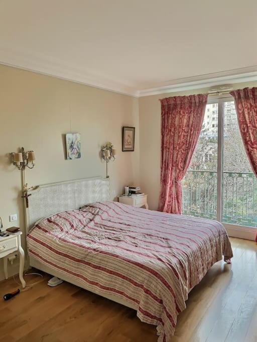 Appartement : Grand Calme Et Terrasse *