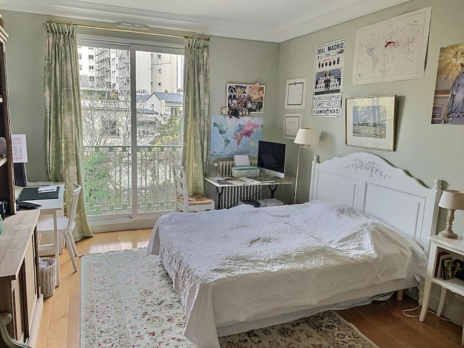 : Grand Calme Et Terrasse Appartement