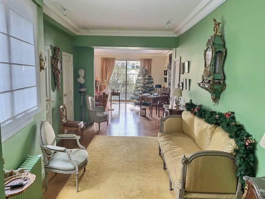 Appartement : Grand Calme Et Terrasse *